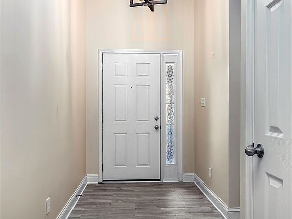 2nd image of 180 Paddock Dr