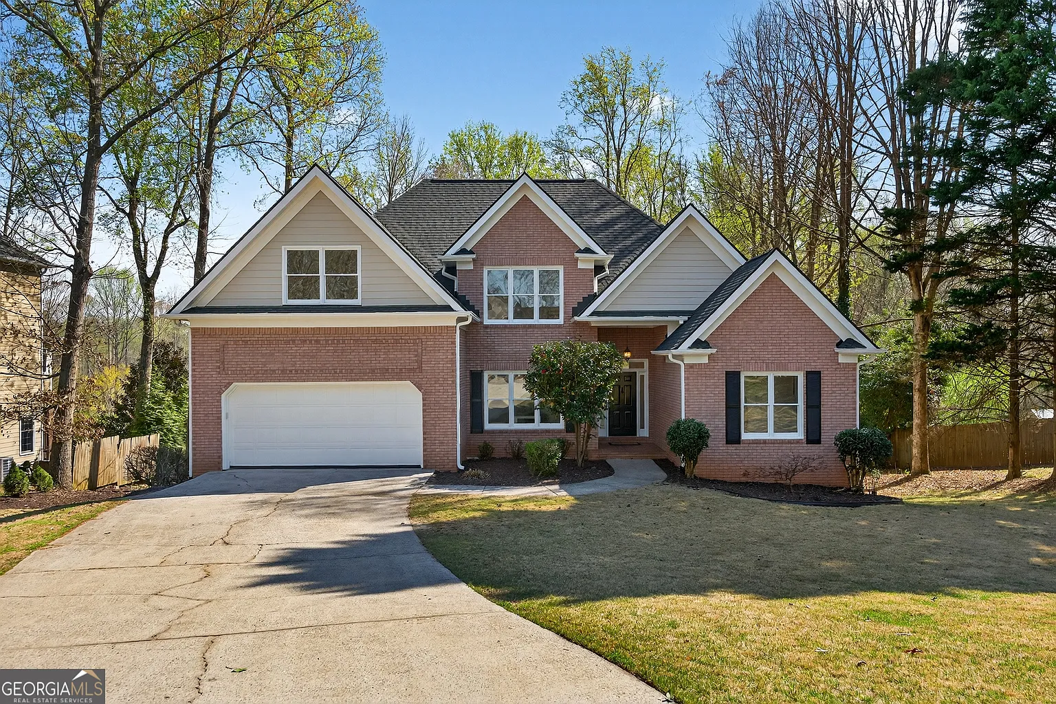 1630 Heritage Dr photo 1