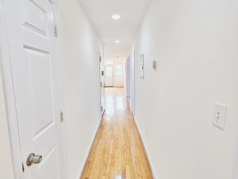 25-36 14th St #2 — Photo 14