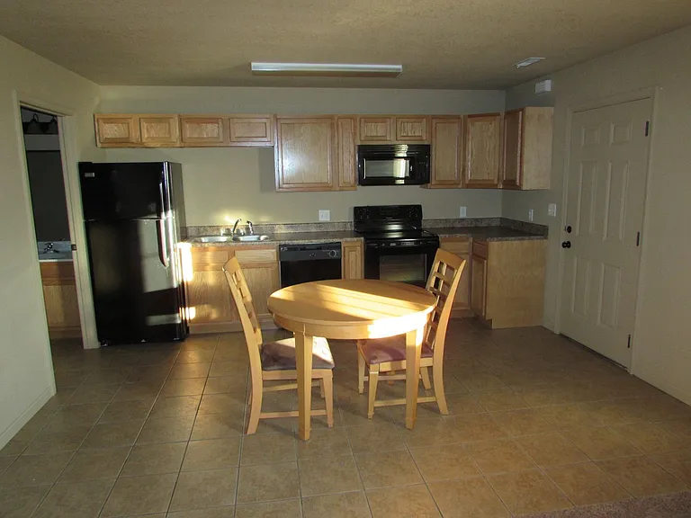 16588 Hunters Ridge Ln — Photo 3