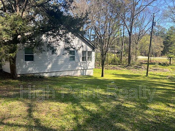 5th image of 440 Birmingham St