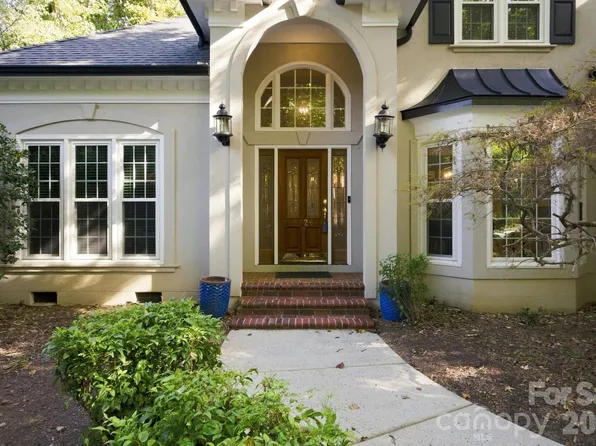 3726 Ashford Leigh Ct, Charlotte, NC 28269