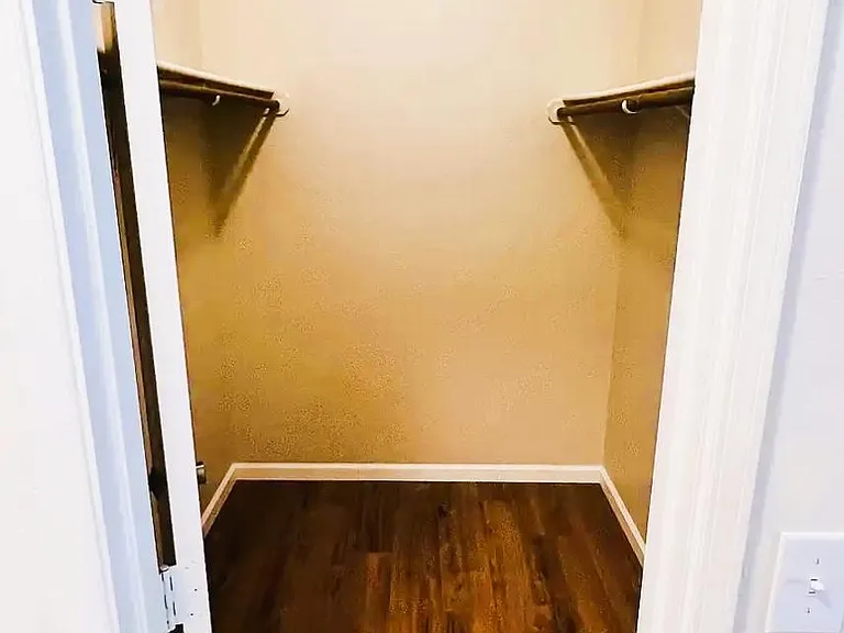 4349 E Haven Ln — Photo 22