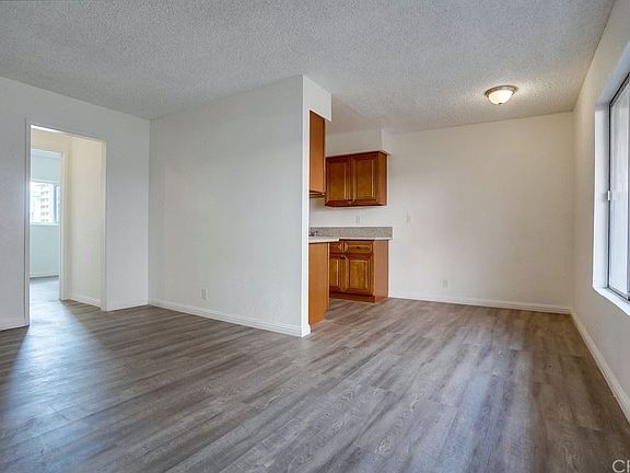 3rd image of 335 Cedar Ave Unit 305