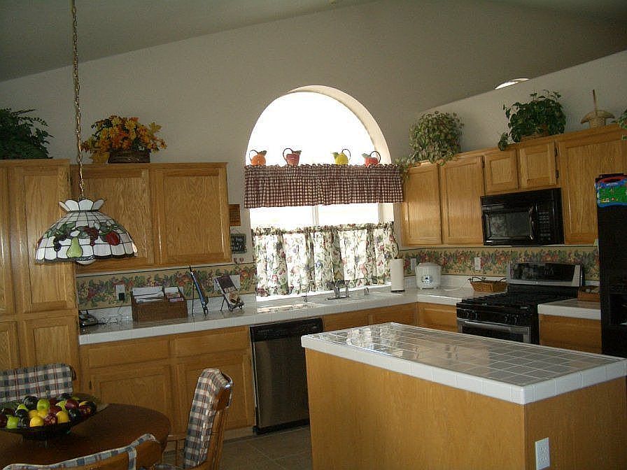 2nd image of 1382 Winter Solstice Ave
