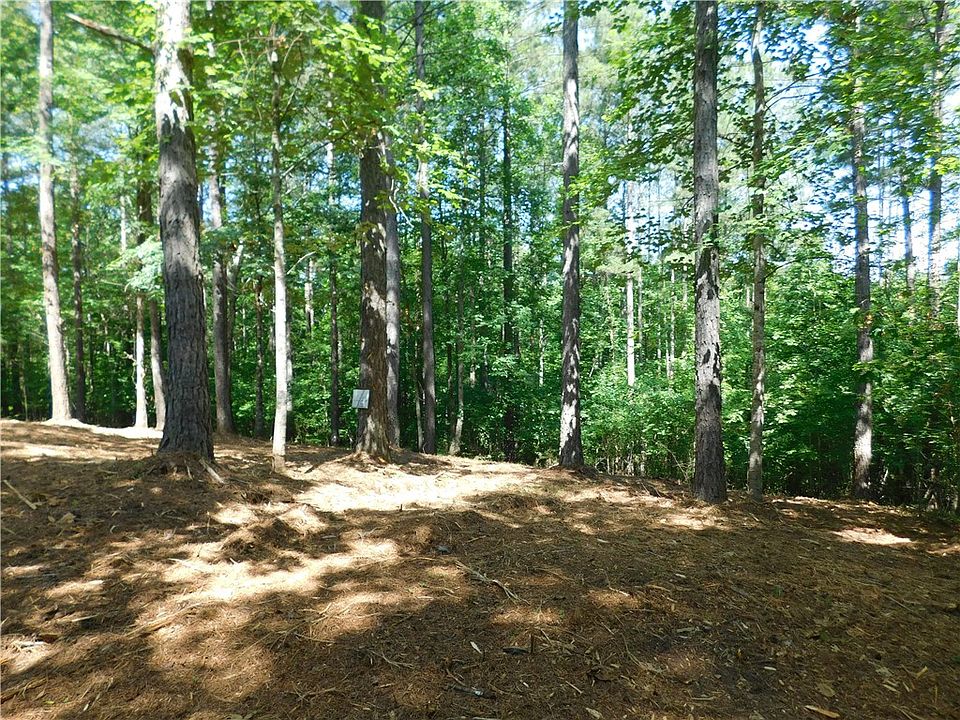 1st image of 527 Brookgreen Trl