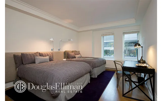 Rented by Douglas Elliman | media 17