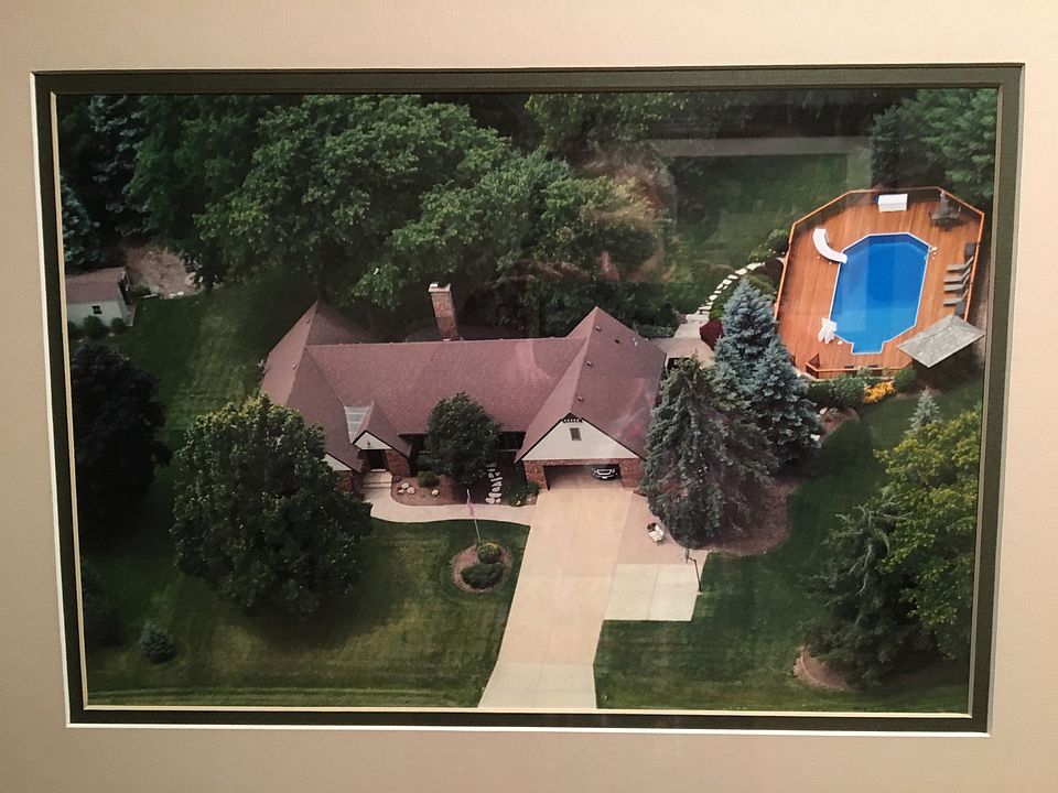 1st image of 40392 N Sunset Ct