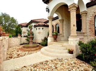 131 Gabriel Vis E, Georgetown, TX 78633