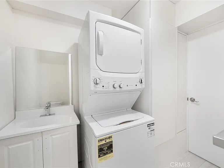 333 Riverdale Dr #14 — Photo 7