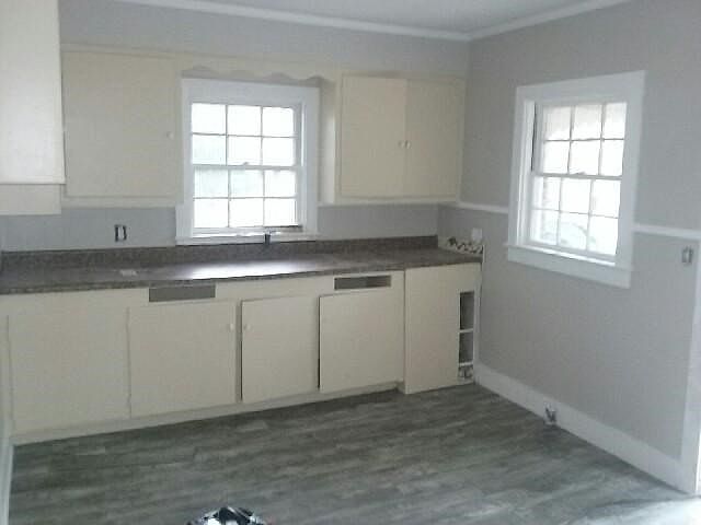 2nd image of 1001 S Lena St