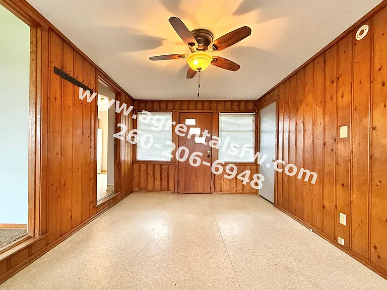 14901 Illinois Rd — Photo 11