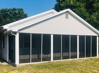 15749 Davis Rd, Athens, AL 35611