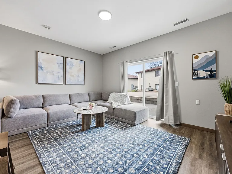 942 Boston Way #11 — Photo 5