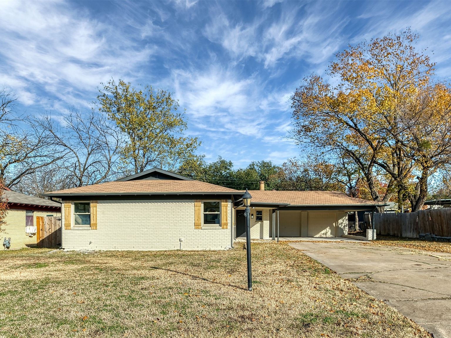 5009 Roxie St, Fort Worth, TX 76117 | Zillow