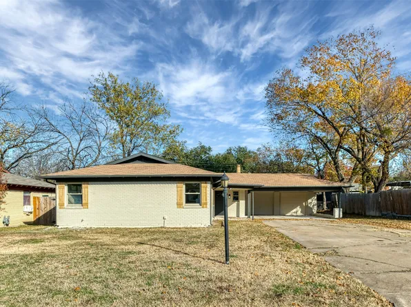 5009 Roxie St, Fort Worth, TX 76117