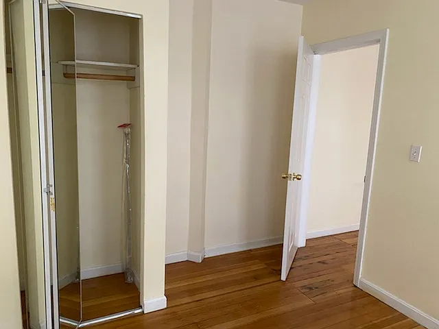 220 Hanover St #10 — Photo 14