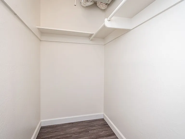 Affordable Living in the Heart of Sacramento! — Photo 11
