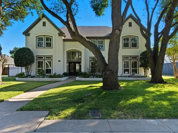 6813 Savannah Ln, Fort Worth, TX 76132