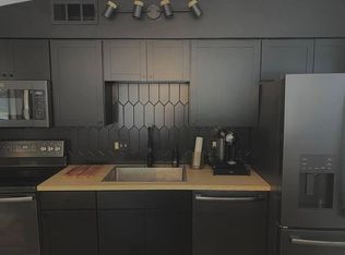 1414 Fournier Dr, Saint Louis, MO 63126