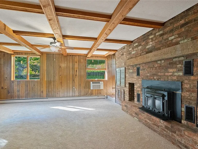 6555 Woodchuck Hill Rd — Photo 12