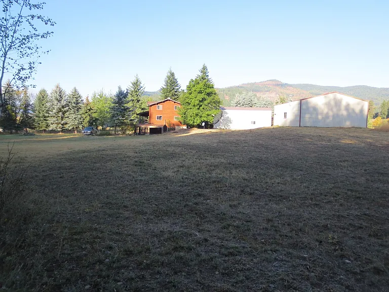 81 Santa Maria Rd — Photo 2