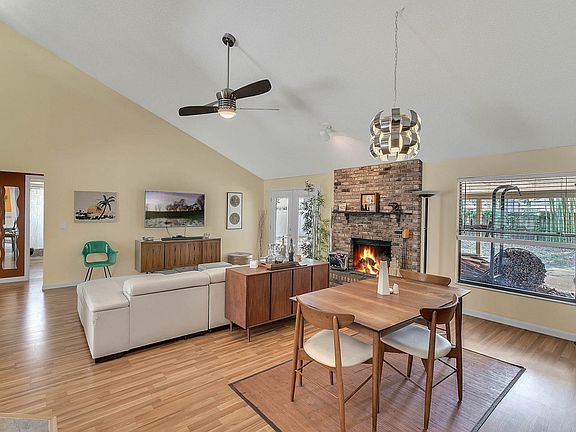 4th image of 4024 Greenfern Dr
