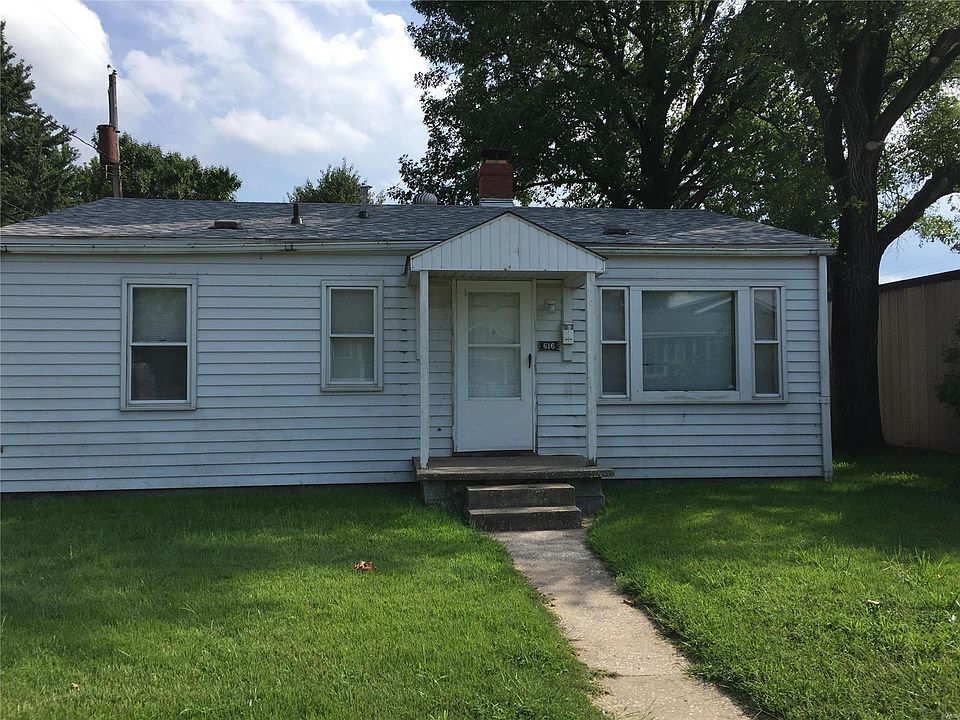 1st image of 616 Hawthorne Ave