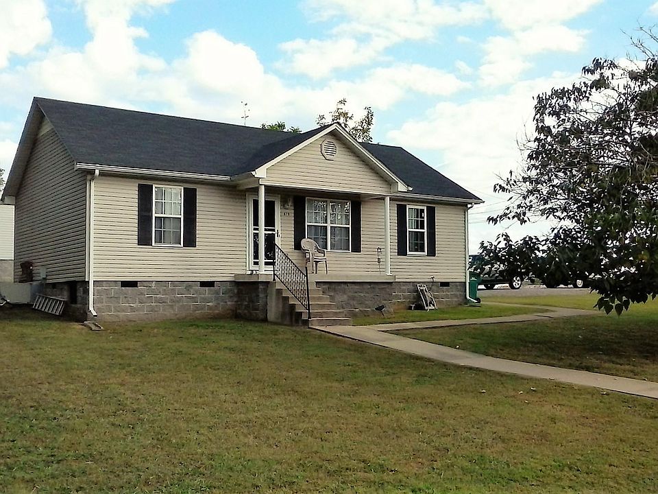 1st image of 670 Crestland St
