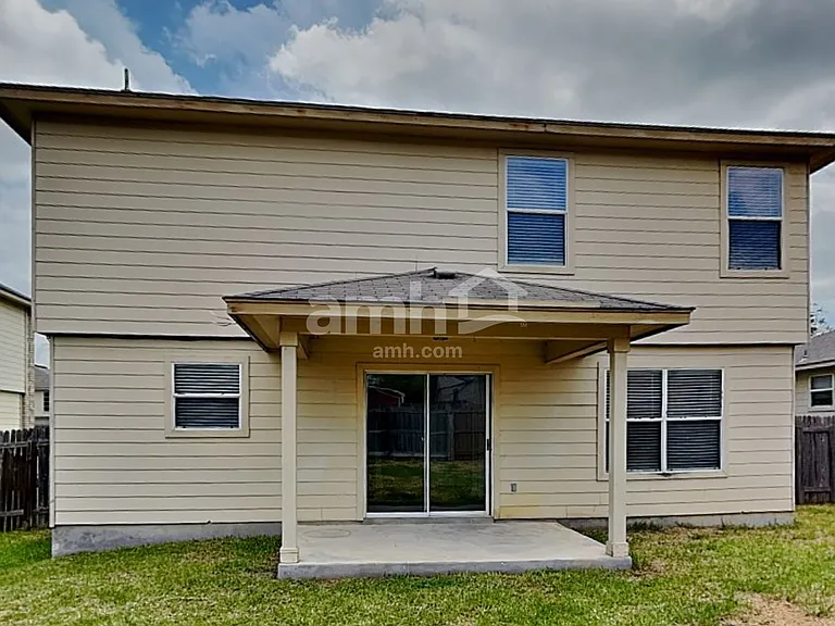 455 Dolly Dr — Photo 16