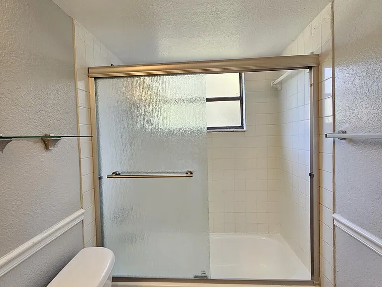 1701 Balfour Point Dr #G — Photo 10