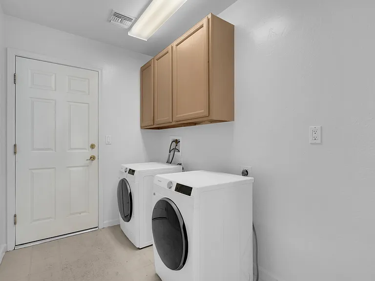 11079 N Mountain Breeze Dr — Photo 9