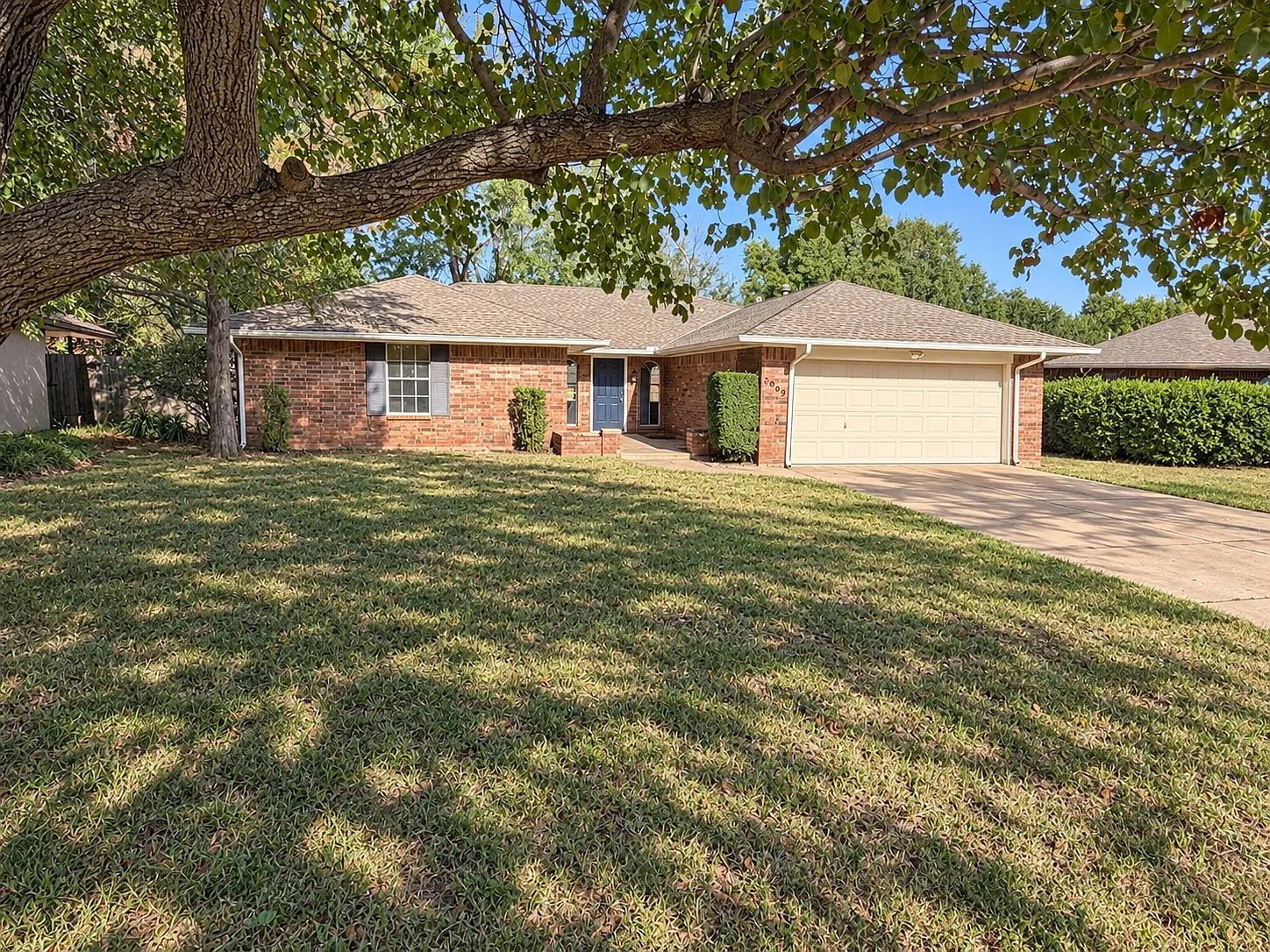 3 bed, 1728 sqft, $1,580 — Photo 1