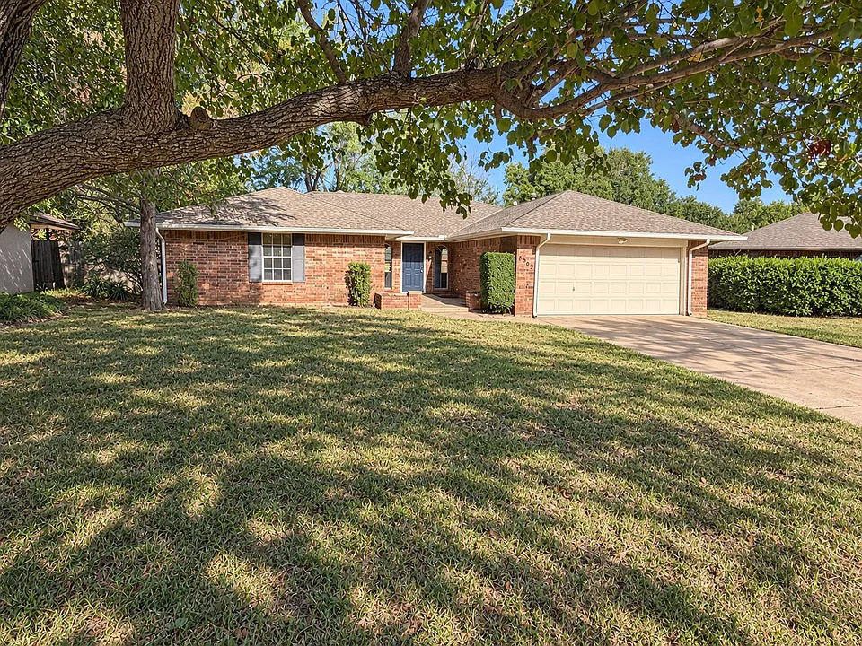 3909 Smiling Hill Cir