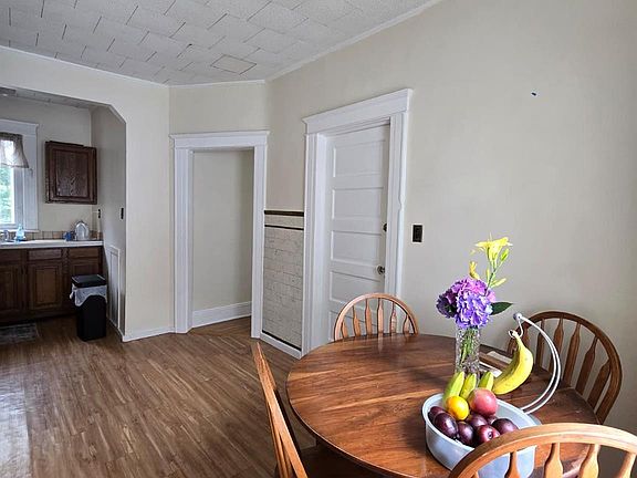 5th image of 182 Lowell Avenue