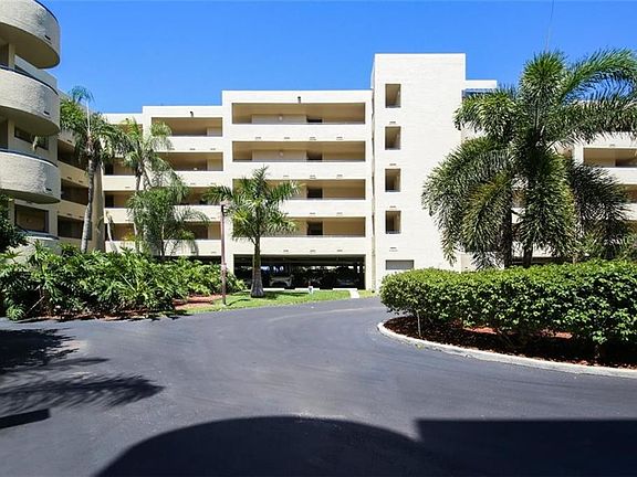 3rd image of 835 S Osprey Ave APT 307