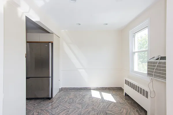 Rented by Modern Spaces | media 2