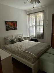 Rented by R New York