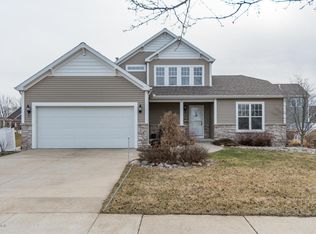 531 Dune Rdg N, Saint Joseph, MI 49085