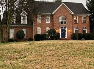 2018 Creekwalk Dr, Murfreesboro, TN 37130