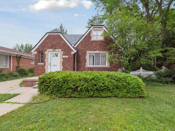 1773 14th St, Wyandotte, MI 48192