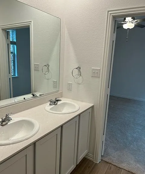 7909 Blue Heron Ln — Photo 4