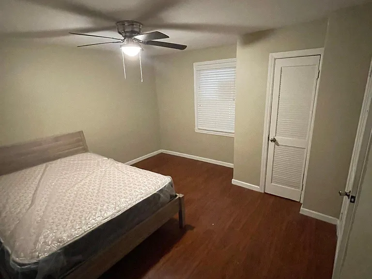 160 Arcadia Cir NW #B — Photo 6