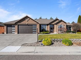 2001 Anna Ave, Richland, WA 99352