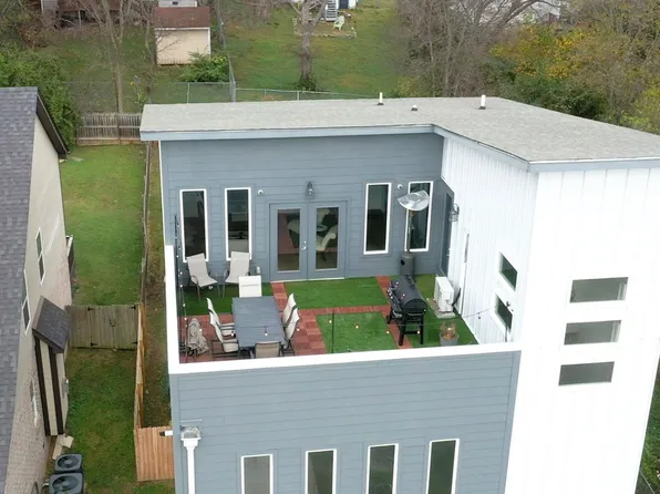 1208 Avondale Cir, Nashville, TN 37207