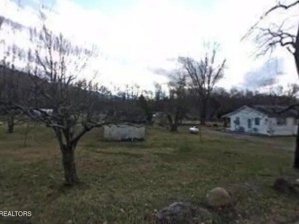 4575 Liberty Rd, Cosby, TN 37722