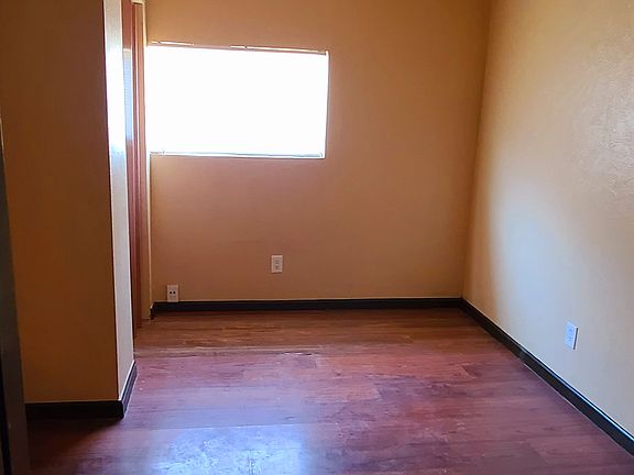 4th image of 2443 S B St Unit A