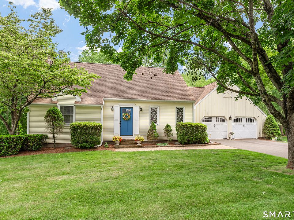 1st image of 81 White Oak Drive