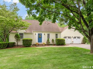 81 White Oak Drive, Southington, CT 06489