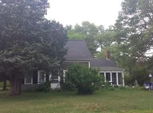 233 Marion Rd, Rochester, MA 02770